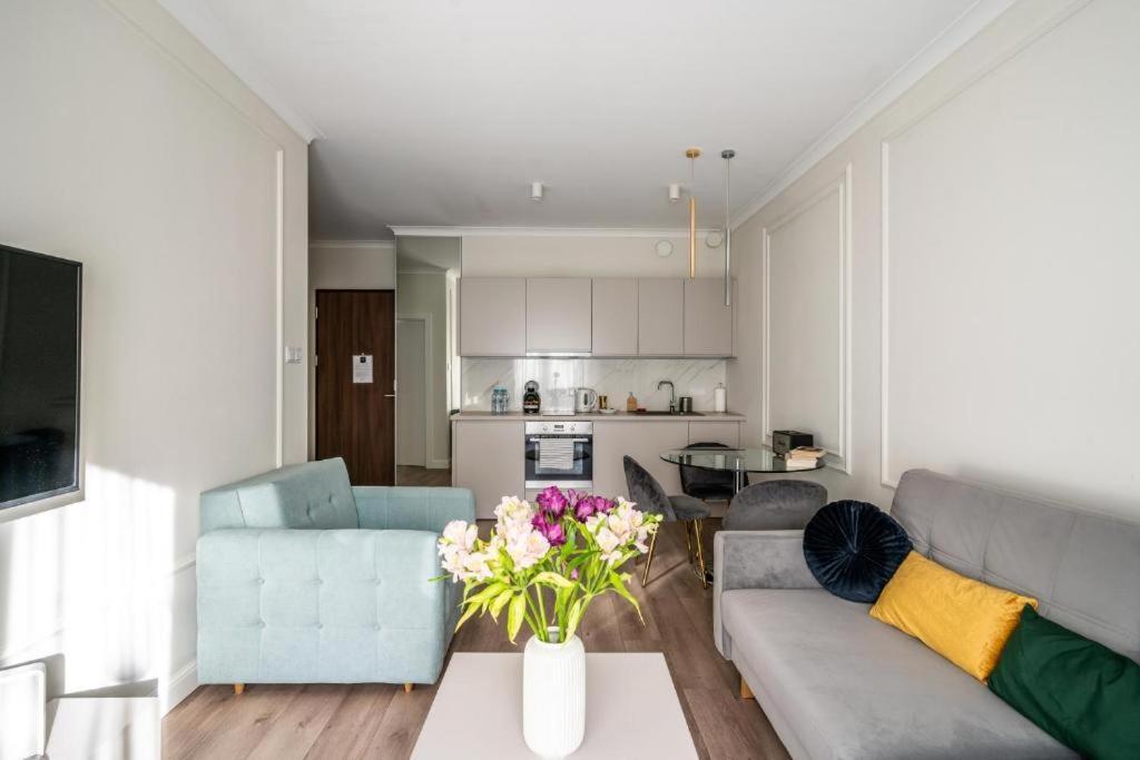 Mennica Residence By Golden Apartments 바르샤바 외부 사진