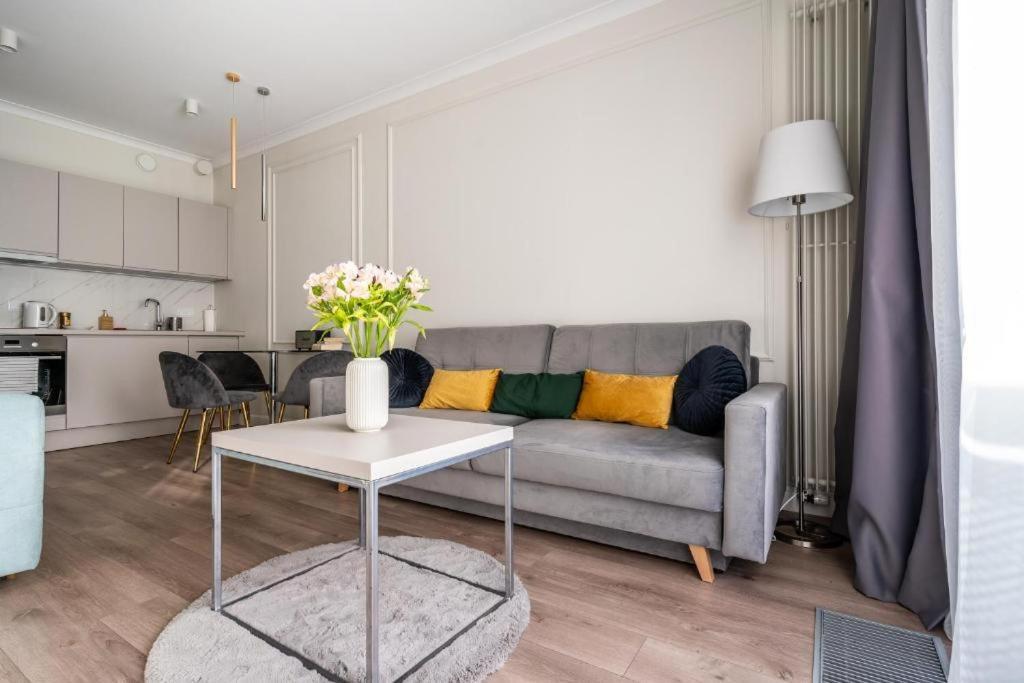 Mennica Residence By Golden Apartments 바르샤바 외부 사진